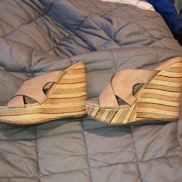 De Blossom Collection Sandal Wedges - Picture 3 of 6